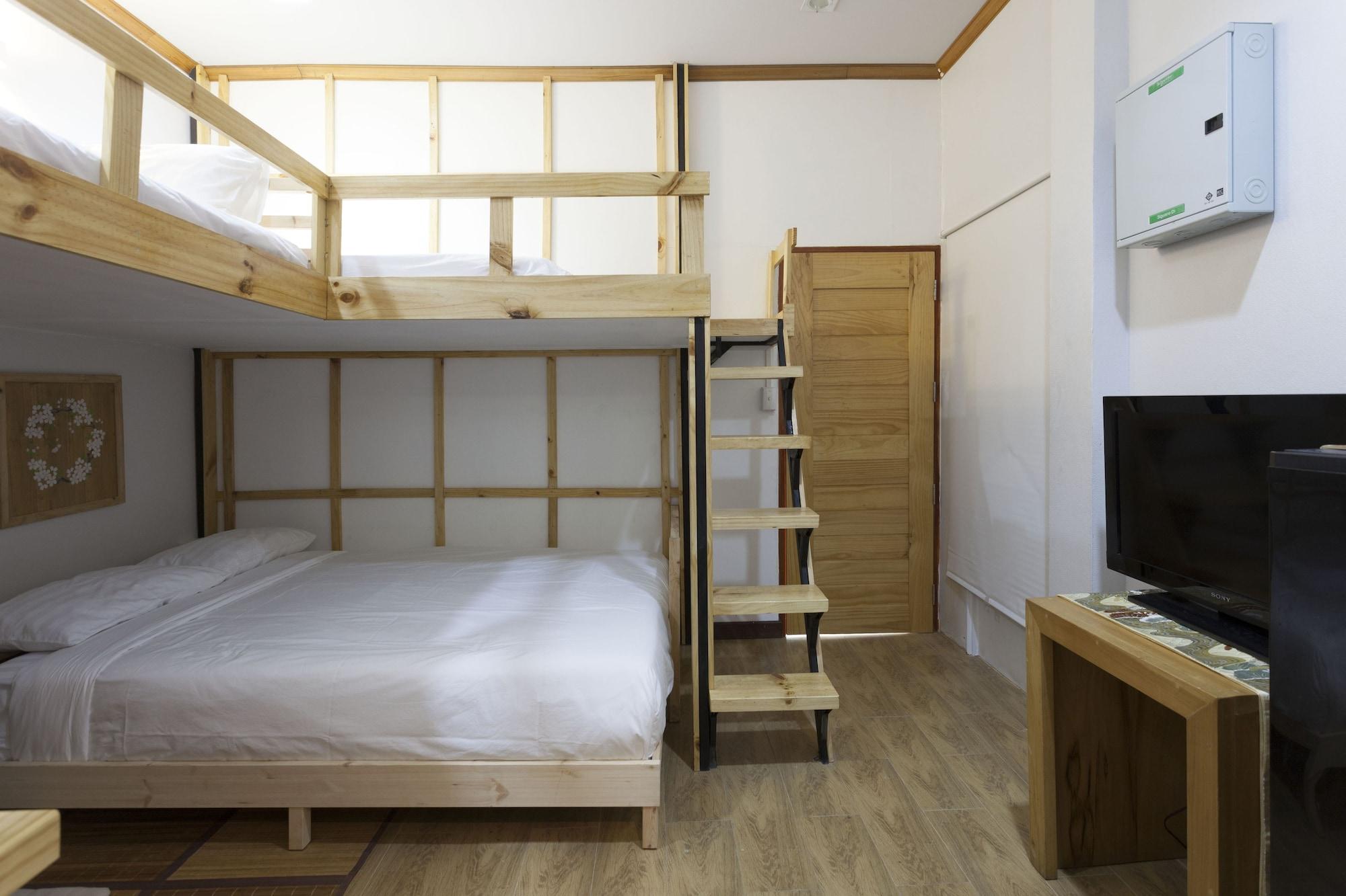 Haikin Ryokan Chiang Mai Zewnętrze zdjęcie